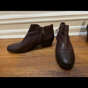 Size 8 brown Sam Edelman bootie